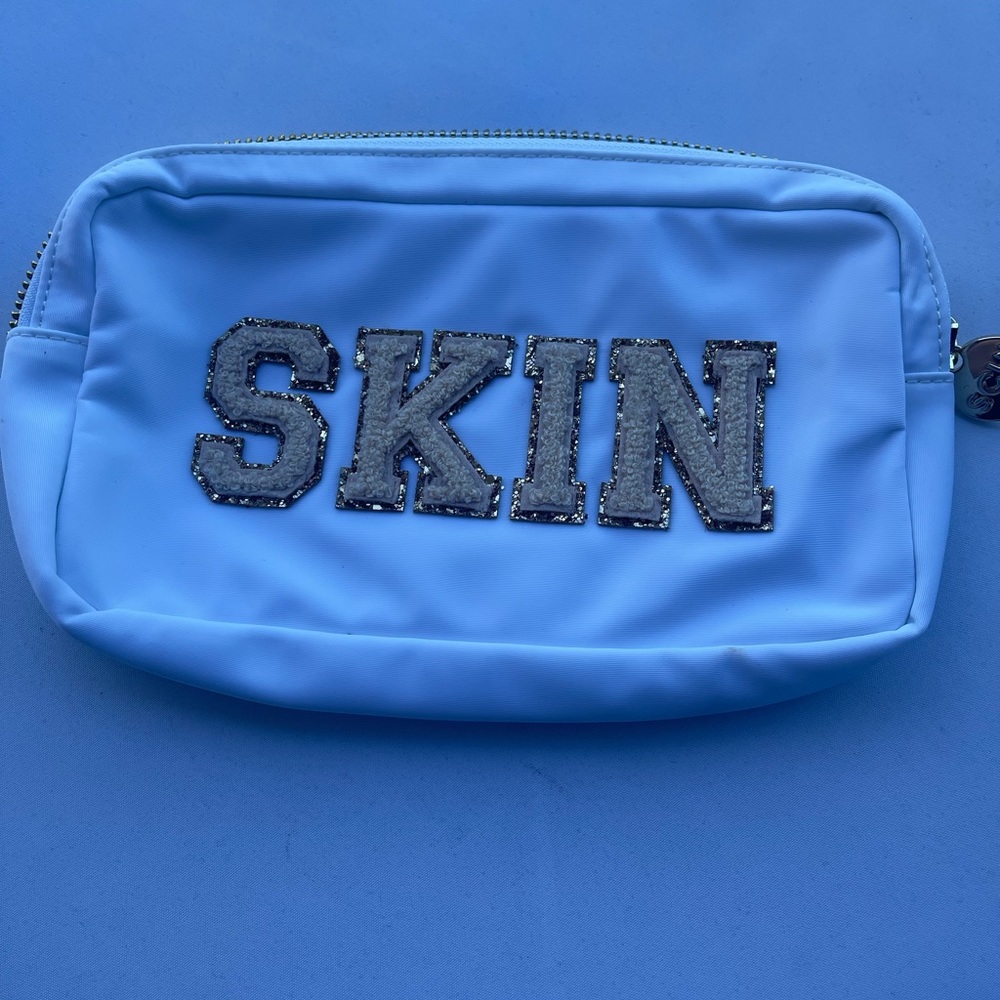 SCL small pouch with letters